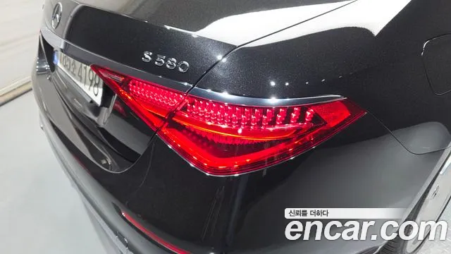 Mercedes-Benz S-Class — Фото автомобиля 18