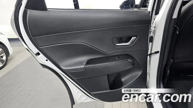 Hyundai Kona — Фото автомобиля 14