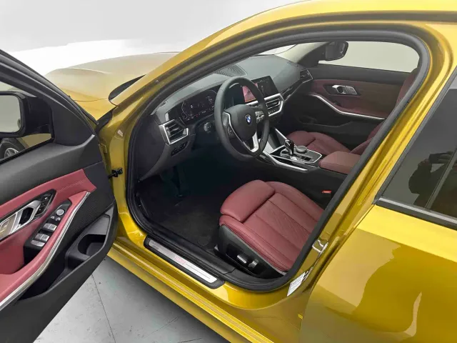 BMW 3 Series — Фото автомобиля 9