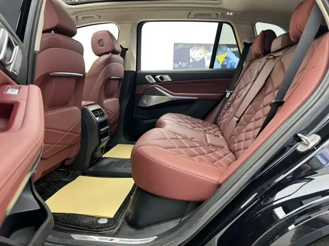 BMW BMW X5 2022 Facelift xDrive 30Li Premium M Sport Package — Фото автомобиля 17