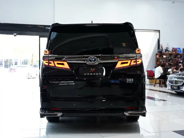 Toyota Vellfire — Фото автомобиля 22