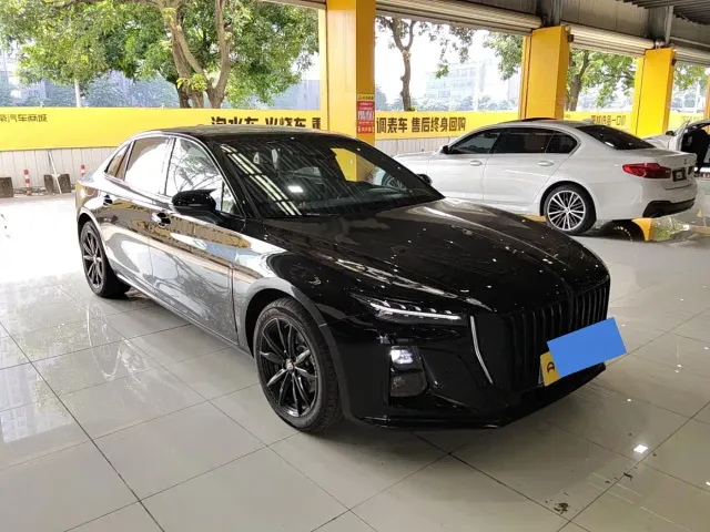 Hongqi H5 — Фото автомобиля 3