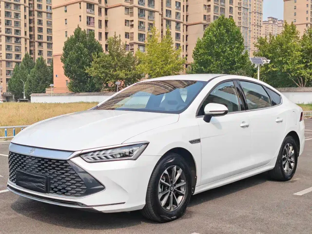 Фотография автомобиля — BYD Qin PLUS