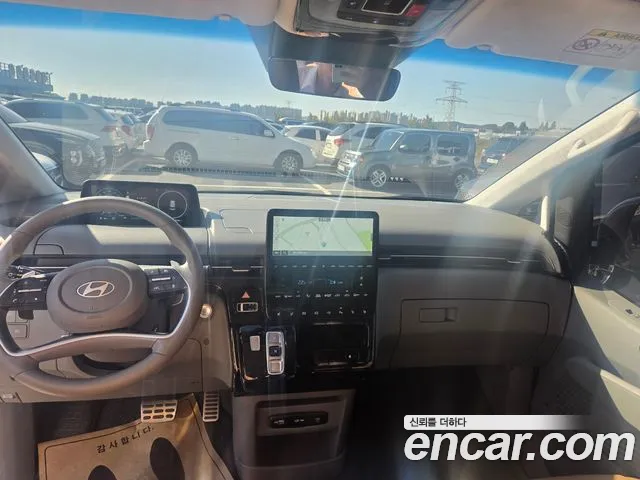Hyundai Staria — Фото автомобиля 11