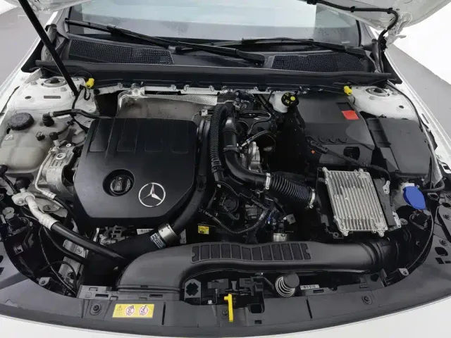Mercedes-Benz Mercedes-Benz A-Class 2025 A 200 L Fashion Edition — Фото автомобиля 6