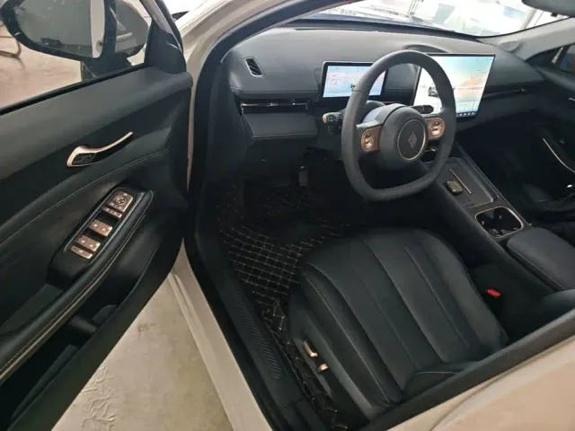 Baojun Yunhai — Фото автомобиля 15