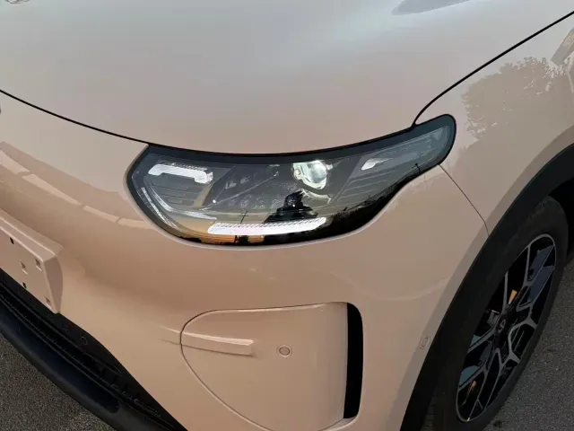 Leapmotor A10 — Фото автомобиля 21