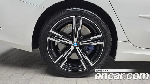 BMW 3-Series 3 серия (G20) 320i M Sport — Фото автомобиля 5