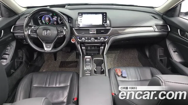 Honda Accord — Фото автомобиля 10
