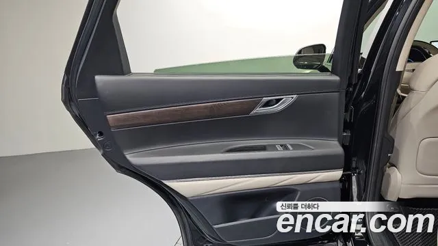 Genesis GV80 2.5T Бензин AWD — Фото автомобиля 17