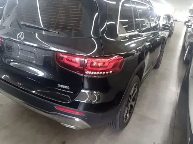 Mercedes-Benz GLB-Class — Фото автомобиля 23