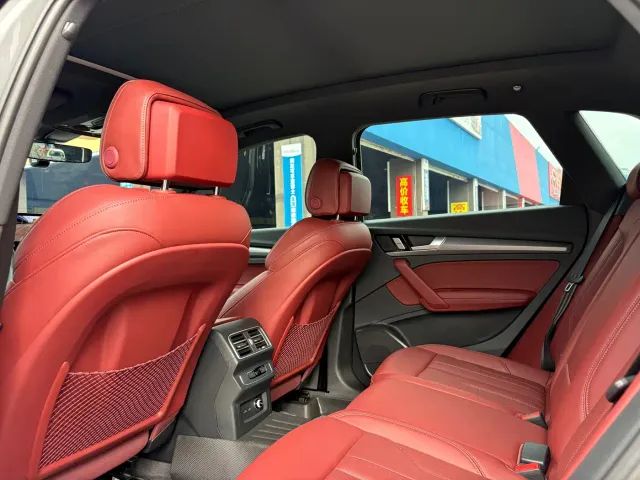 Audi Q5L — Фото автомобиля 13