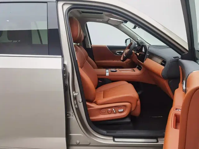 GAC Trumpchi Xiangwang S9 — Фото автомобиля 23