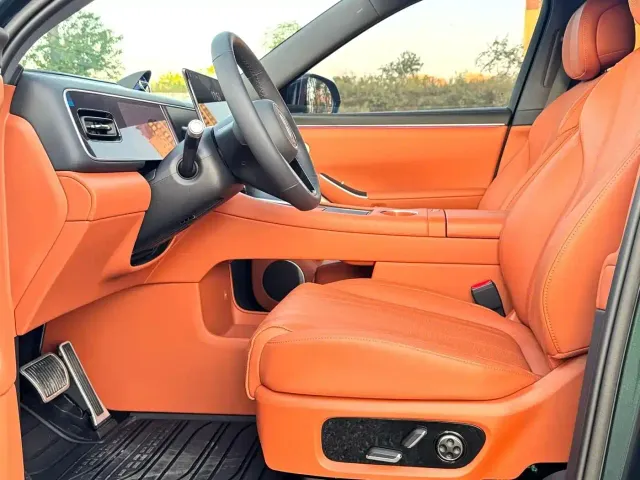Aito M7 — Фото автомобиля 11