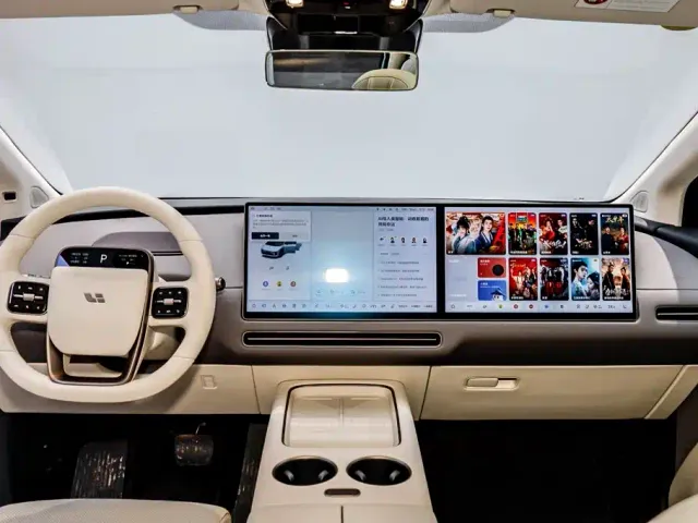 Li Auto Li i8 2025 Standard Edition — Фото автомобиля 18