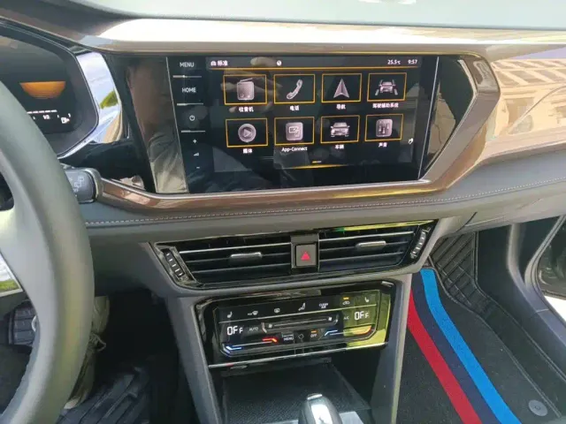 Volkswagen Tharu — Фото автомобиля 9