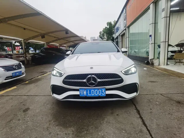 Mercedes-Benz C-Class — Фото автомобиля 2