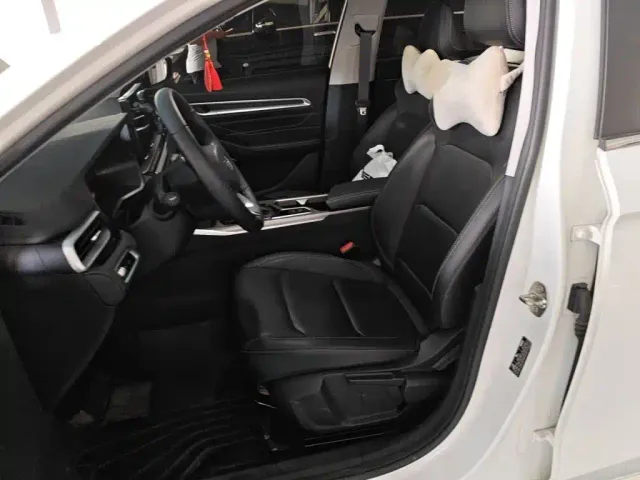 Geely Emgrand — Фото автомобиля 11