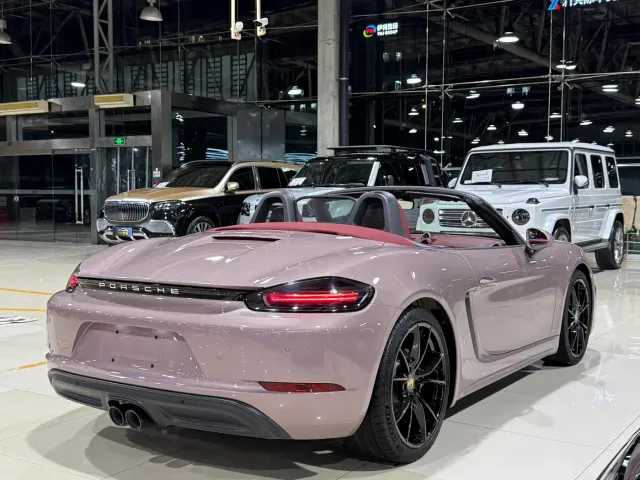 Porsche 718 — Фото автомобиля 21