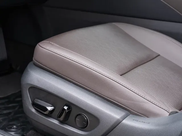 Lexus RX — Фото автомобиля 19