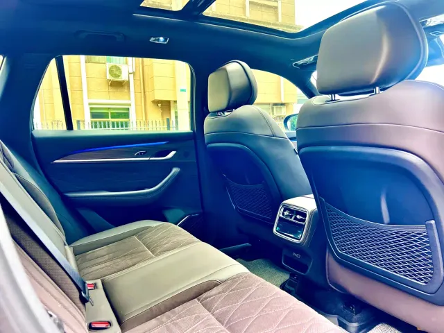 Geely Xingyue L — Фото автомобиля 14