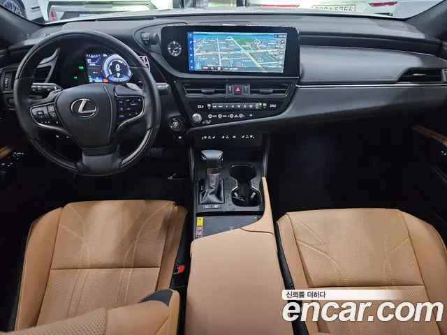 Lexus ES Generation 7 — Фото автомобиля 16