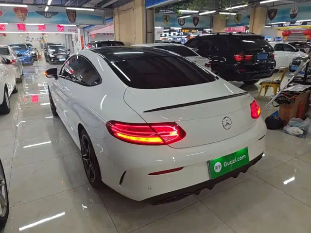 Mercedes-Benz C-Class — Фото автомобиля 4