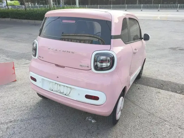 Besturn Bestune Pony 2025 222km Lightning Horse — Фото автомобиля 3