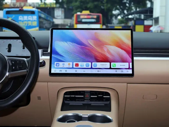 Landian E5 PLUS — Фото автомобиля 13