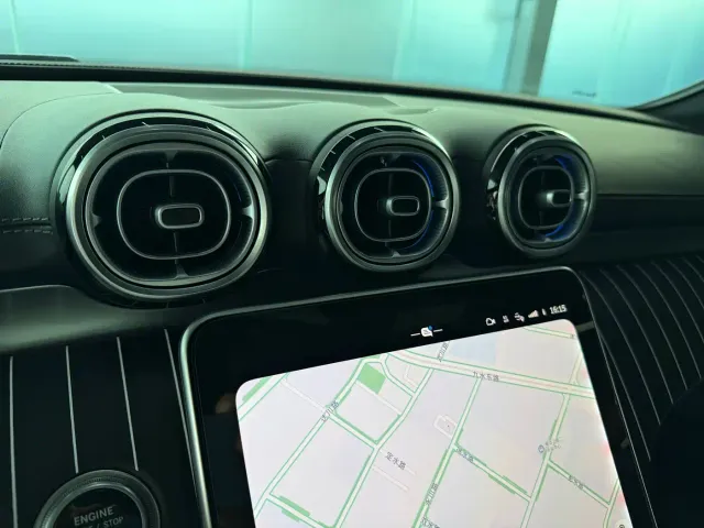 Mercedes-Benz C-Class — Фото автомобиля 17