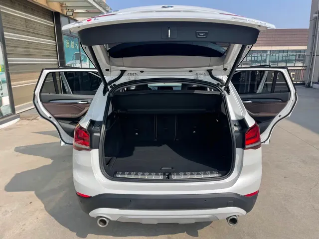 BMW X1 — Фото автомобиля 17