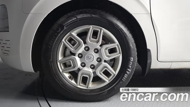 Hyundai Staria Staria Карго 5 мест — Фото автомобиля 5