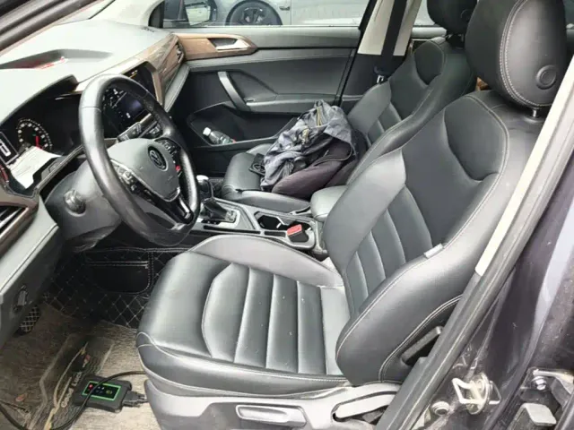 Volkswagen Tharu — Фото автомобиля 14
