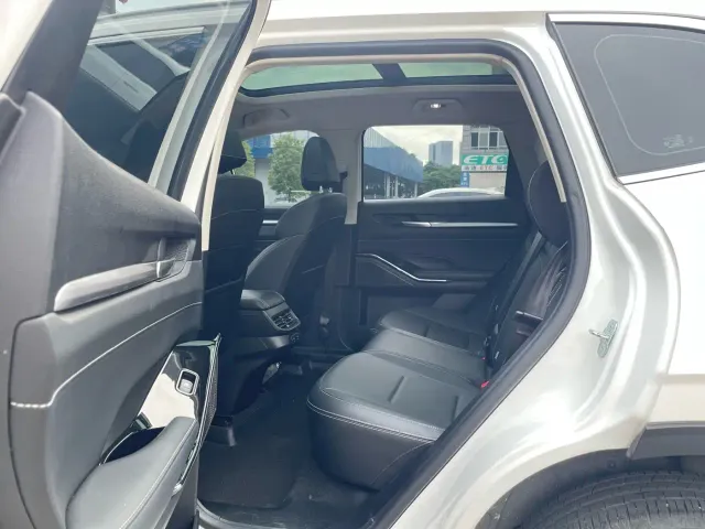 Haval H6 — Фото автомобиля 12