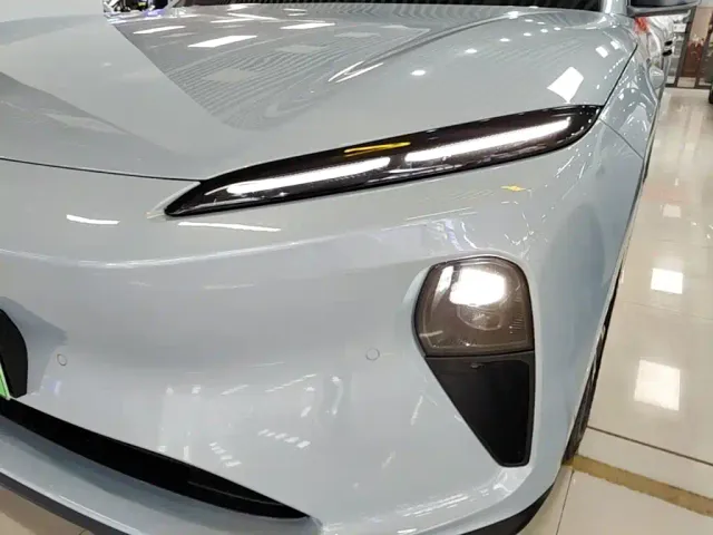 Nio ET5 Touring — Фото автомобиля 23