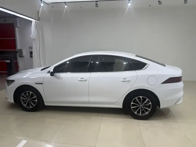BYD Qin PLUS — Фото автомобиля 11