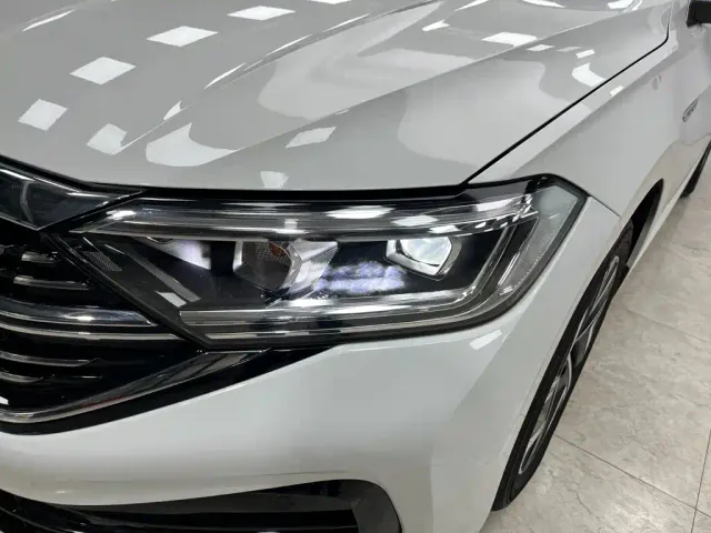 Volkswagen Sagitar — Фото автомобиля 23