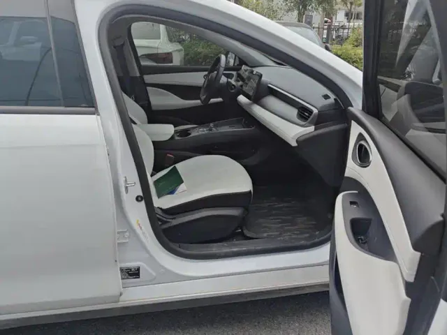 BYD Seal 05 DM-i — Фото автомобиля 8