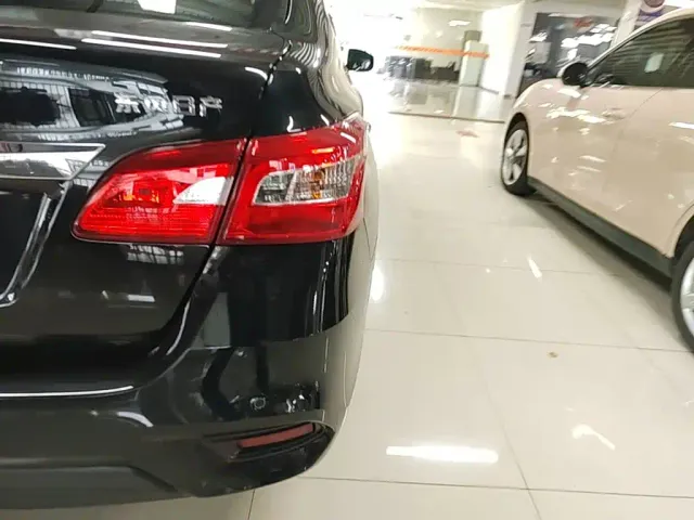 Nissan Sylphy — Фото автомобиля 23