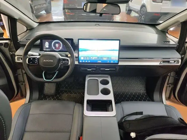 GAC Aion Y — Фото автомобиля 9