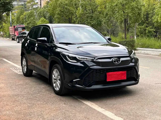 Toyota Frontlander — Фото автомобиля 3