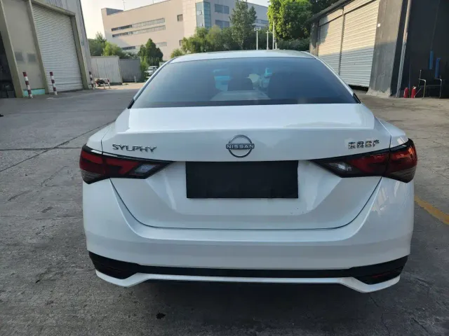 Nissan Sylphy — Фото автомобиля 7