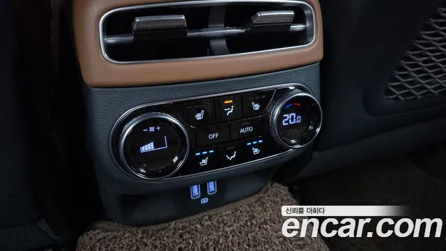 Genesis GV70 2.5T Бензин AWD — Фото автомобиля 25