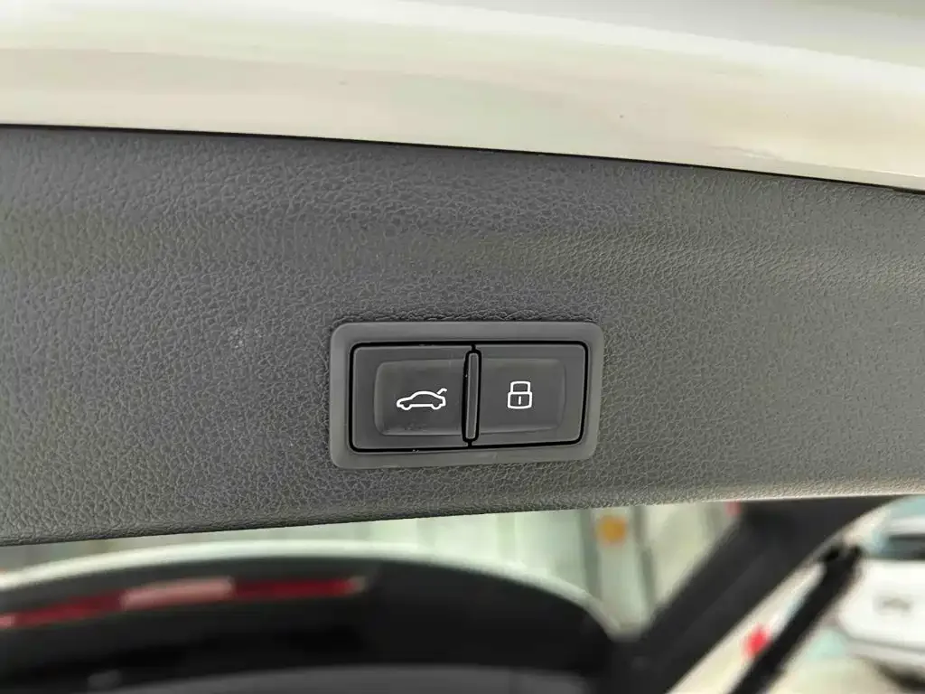 Audi Audi Q3 2023 35 TFSI Fashion Dynamic (1.4T) — Фото автомобиля 23