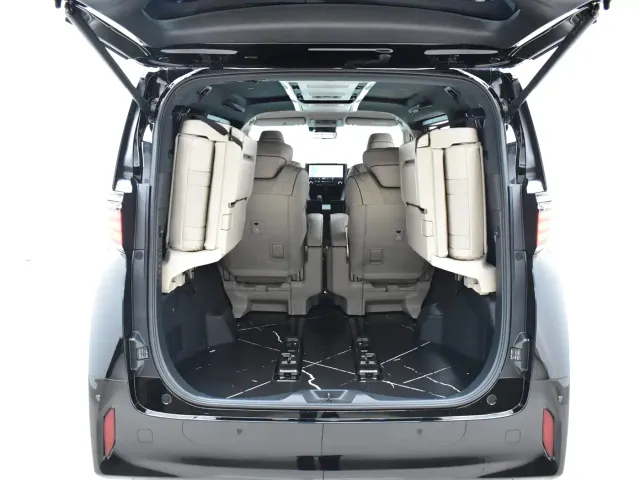Toyota Alphard — Фото автомобиля 24