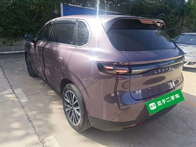 Leapmotor B10 — Фото автомобиля 4