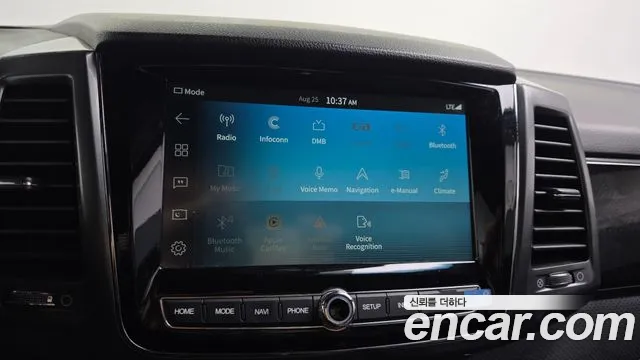 KG_Mobility_Ssangyong Rexton Новый Rexton Sport Khan Дизель 2.2 4WD — Фото автомобиля 17