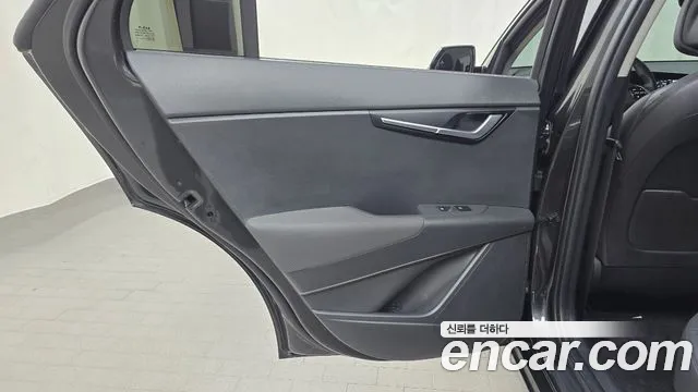 Kia Niro The All New Niro Prestige — Фото автомобиля 23