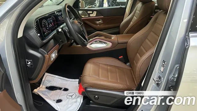 Mercedes-Benz GLE-Class — Фото автомобиля 10