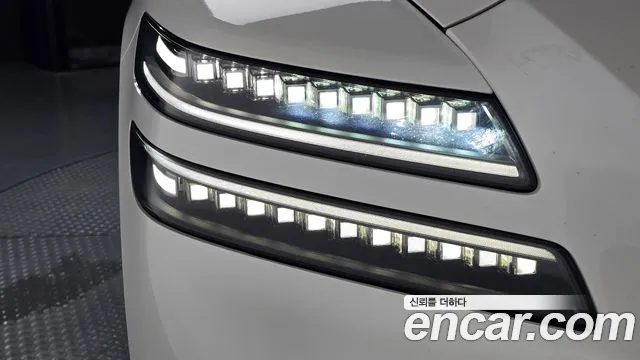 Genesis GV80 — Фото автомобиля 20